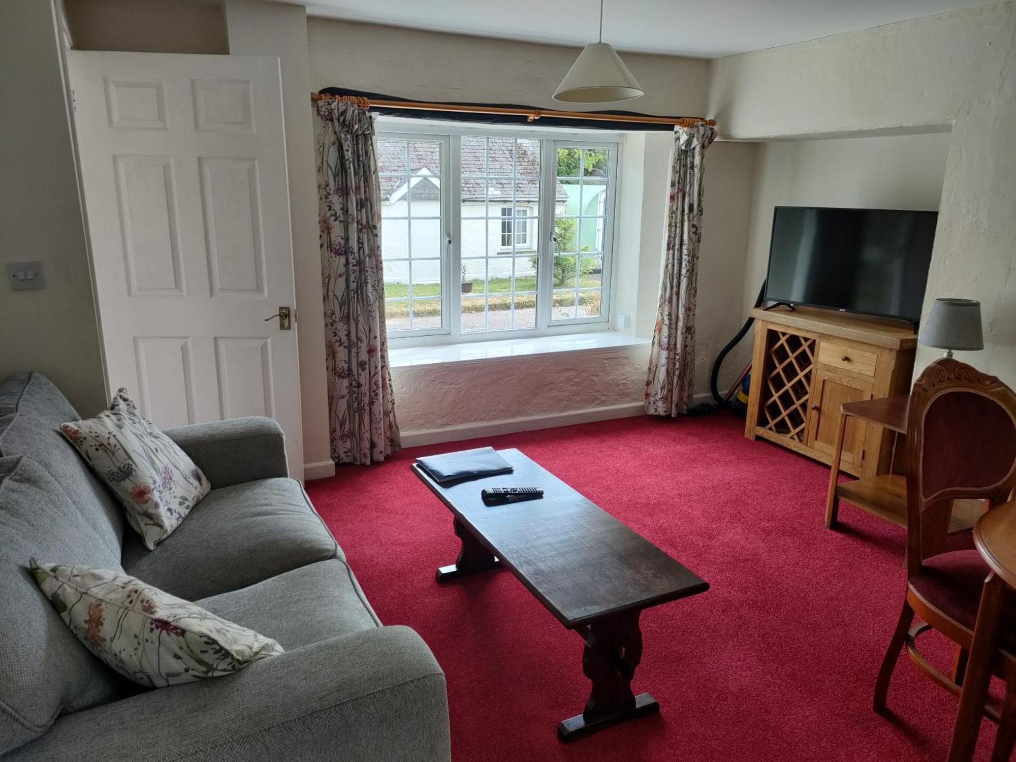 Great Trethew Hotel - Self Catering Lodges - Bar & Restaurant Liskeard Quarto foto